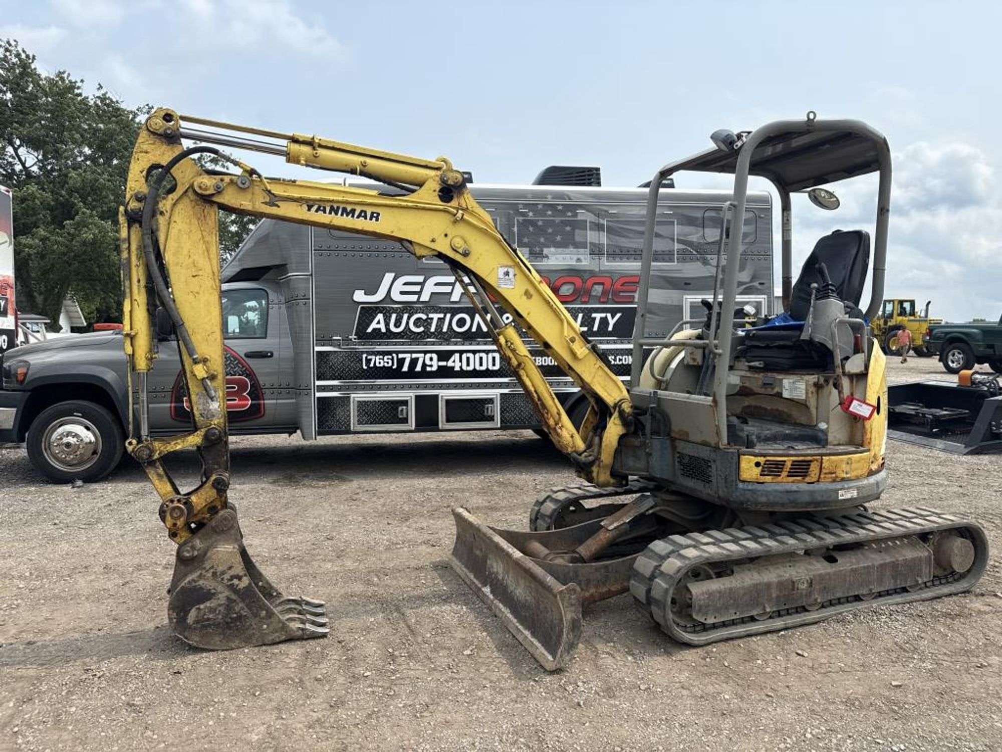 2008 Yanmar VIO35 Equipment Image0