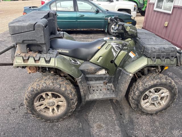 Image of Polaris Sportsman 550 equipment image 3