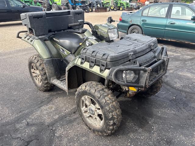 Image of Polaris Sportsman 550 equipment image 2