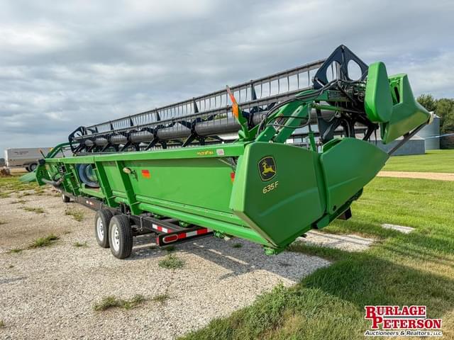 Image of John Deere 635F equipment image 4
