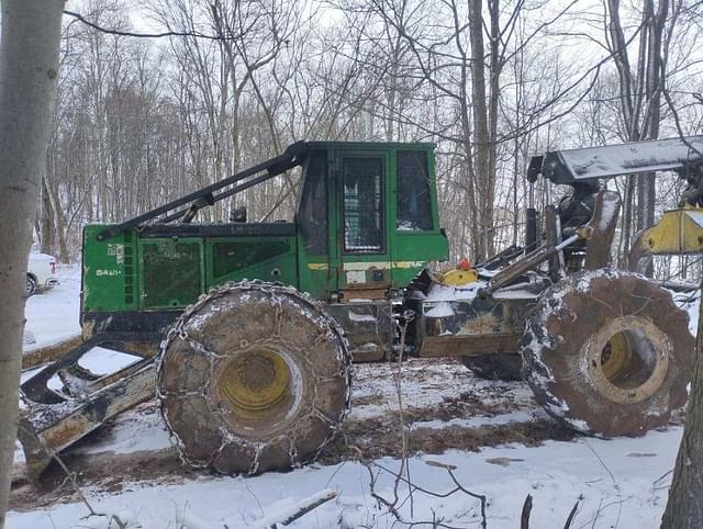 Image of John Deere 648H equipment image 1