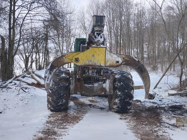 Image of John Deere 648H equipment image 4