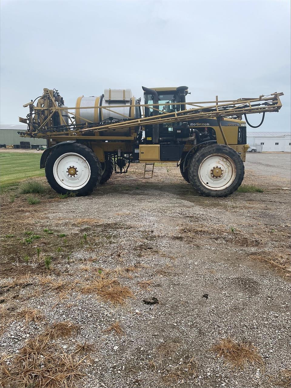 Image of Ag-Chem RoGator 1286C Primary image