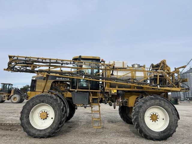 Image of Ag-Chem Rogator SS1084 equipment image 1