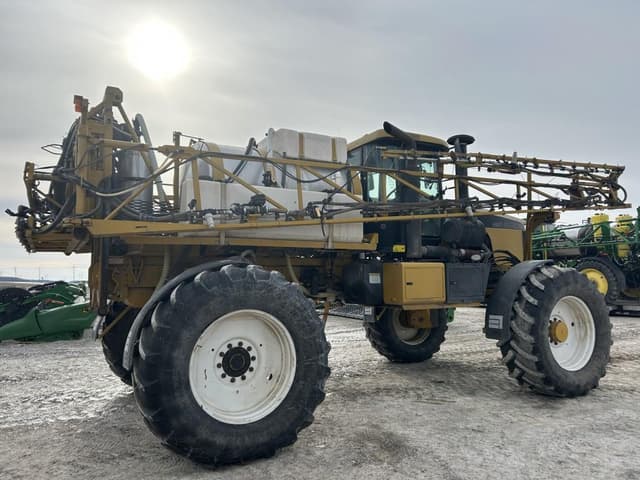 Image of Ag-Chem Rogator SS1084 equipment image 3