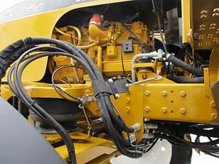 Main image Ag-Chem RoGator SS884 102