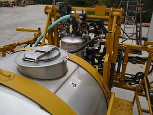 Main image Ag-Chem RoGator SS884 60