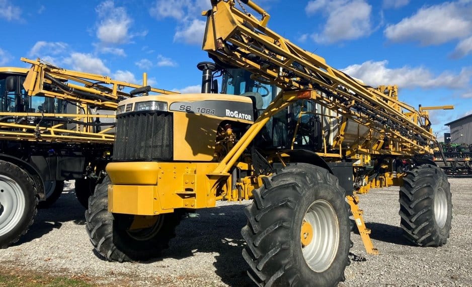 Main image Ag-Chem Rogator SS1084