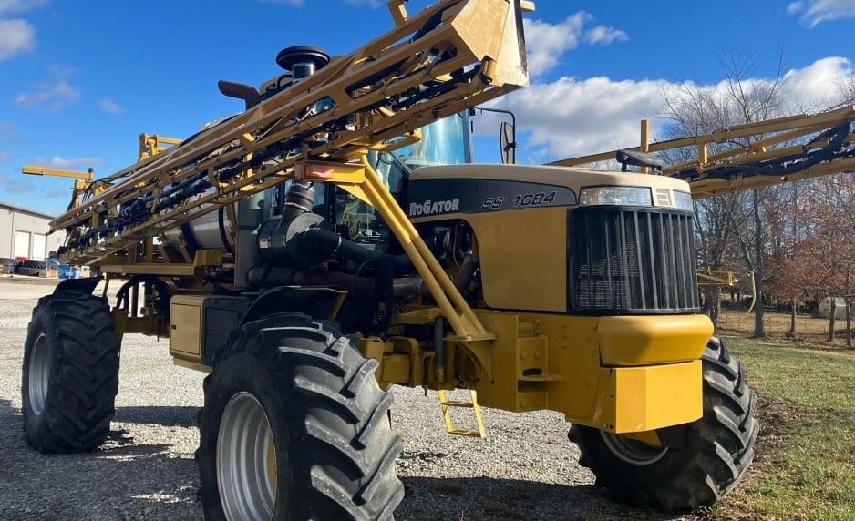 Main image Ag-Chem Rogator SS1084