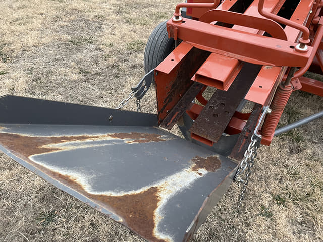 Image of AGCO 7110 equipment image 4