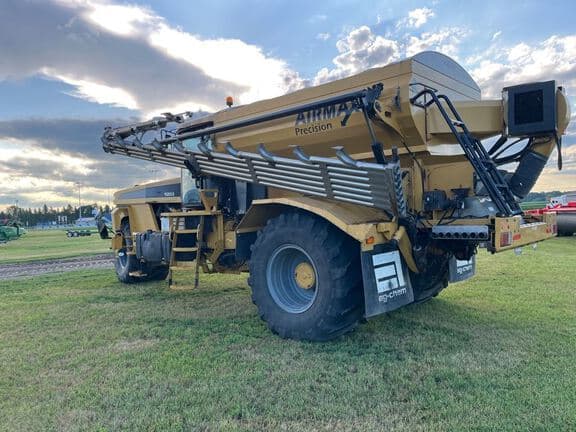 Image of Ag-Chem Terra-Gator 9203 equipment image 2