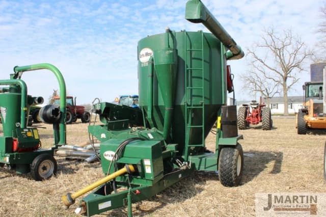 Image of Art's Way 5165 equipment image 1