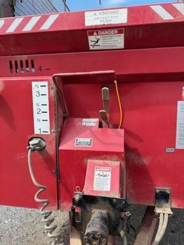 Image of Art's Way 5300 equipment image 2