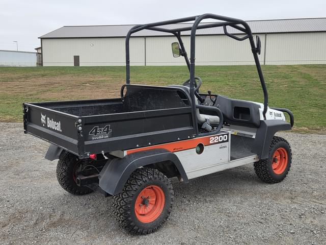 Image of Bobcat 2200 equipment image 4