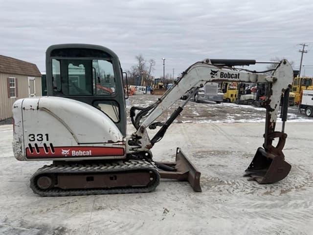 Image of Bobcat 331 equipment image 4