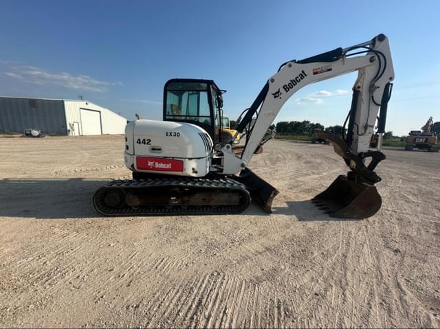 Image of Bobcat 442 equipment image 3