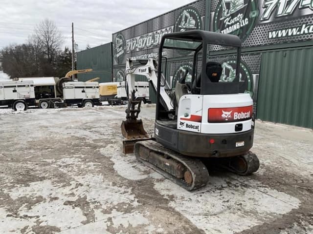 Image of Bobcat E32 equipment image 1