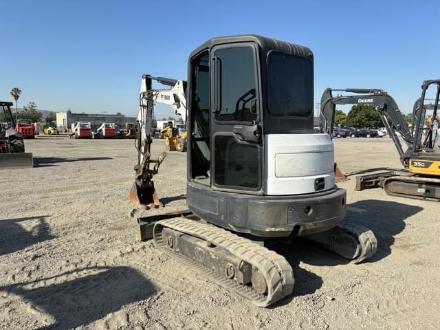 Image of Bobcat E35 equipment image 3