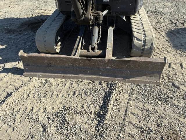Image of Bobcat E35 equipment image 4