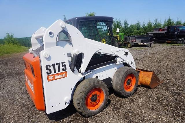 Image of Bobcat S175 equipment image 2