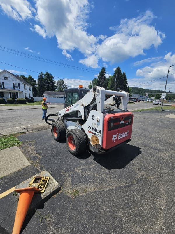 Image of Bobcat S185 equipment image 1
