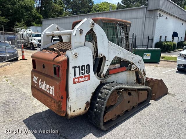 Image of Bobcat T180 equipment image 4