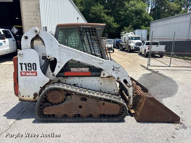 Image of Bobcat T180 equipment image 3