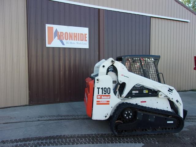 Image of Bobcat T190 equipment image 1