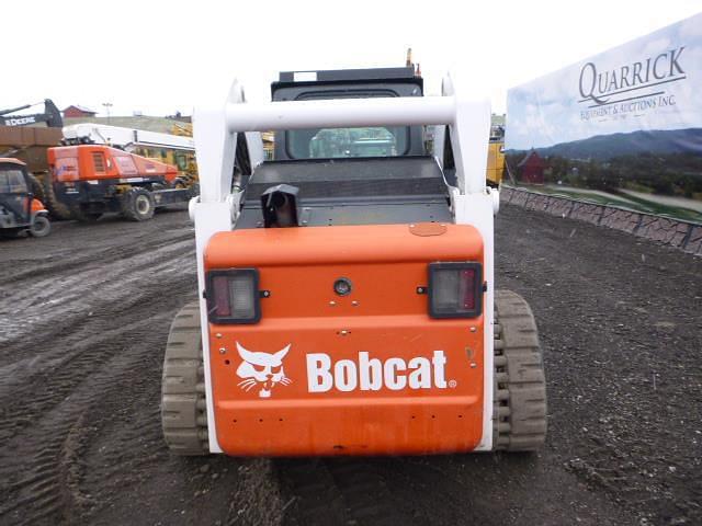 Image of Bobcat T300 equipment image 3