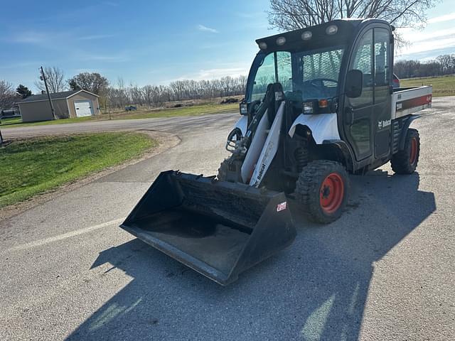 Image of Bobcat Toolcat 5600 equipment image 3
