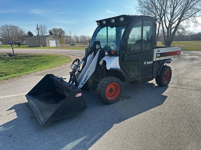 Image of Bobcat Toolcat 5600 equipment image 1