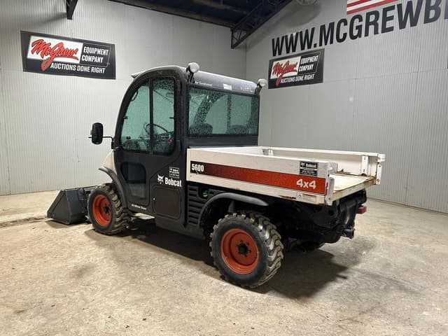 Image of Bobcat Toolcat 5600 equipment image 2