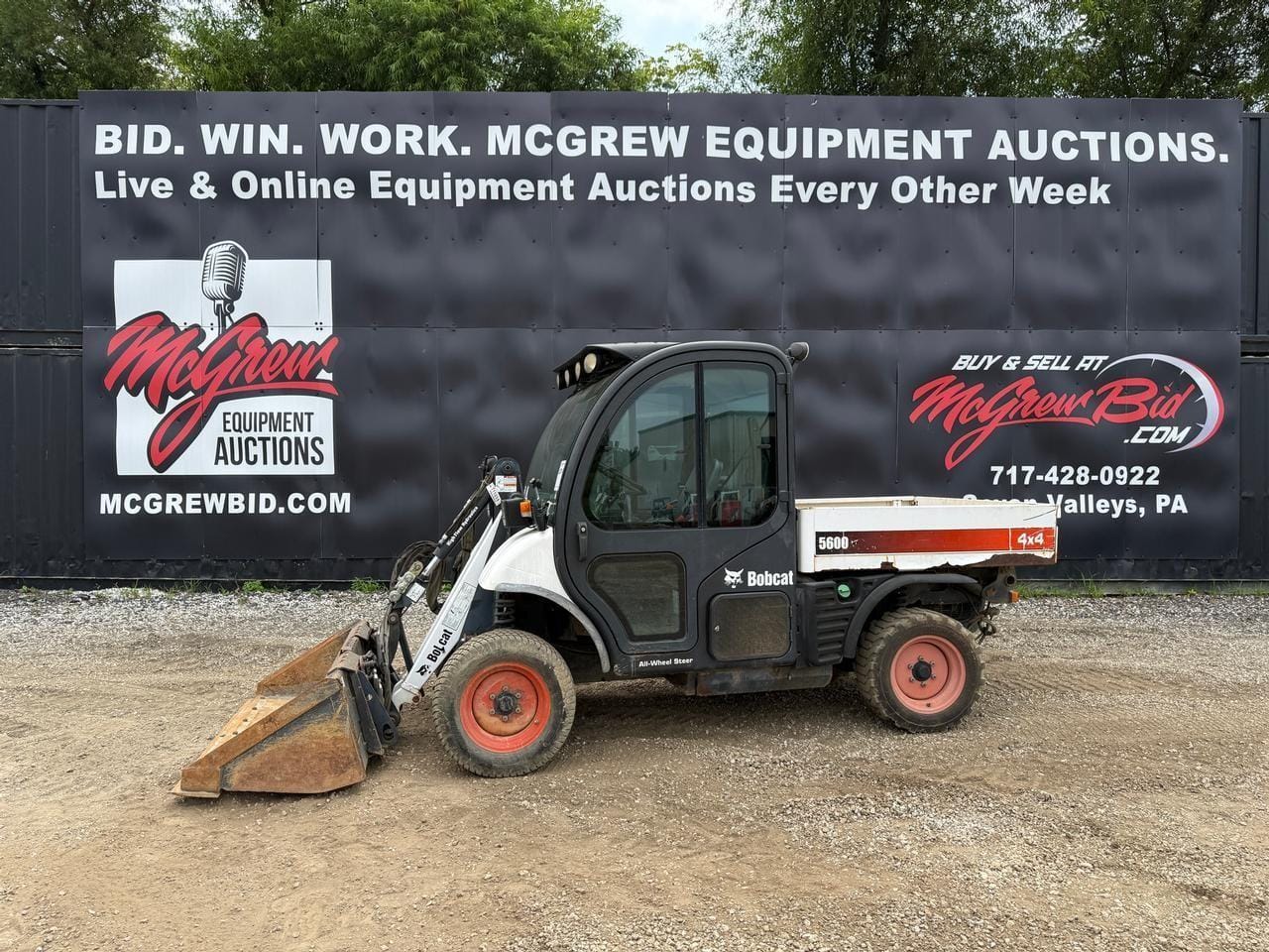 2009 Bobcat Toolcat 5600 Equipment Image0