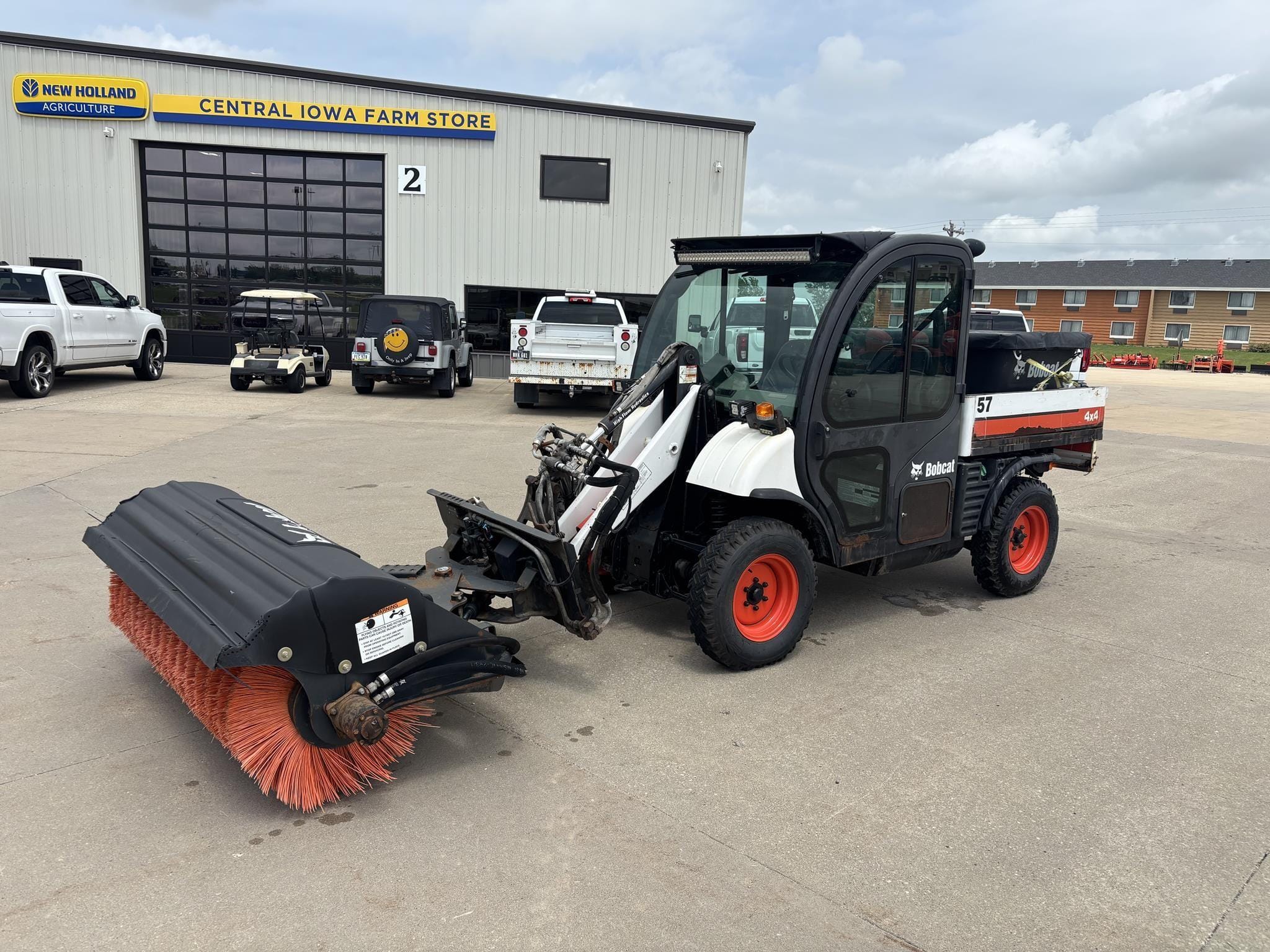 2009 Bobcat Toolcat 5600 Equipment Image0