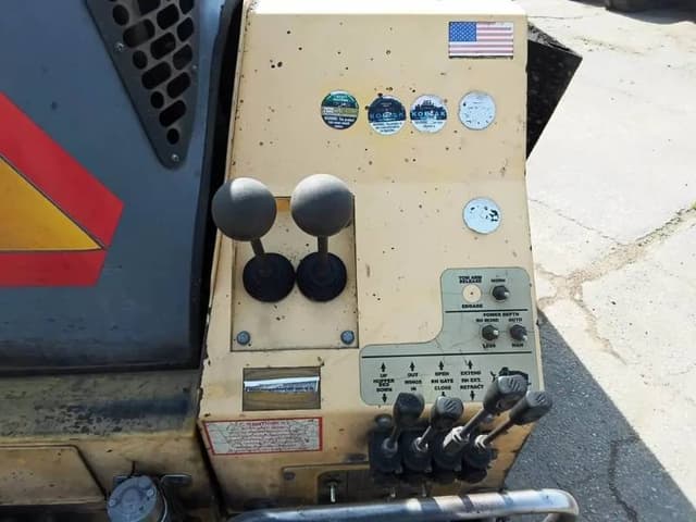 Image of Bomag BF814 equipment image 3