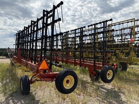 Image of Bourgault 7200 equipment image 3