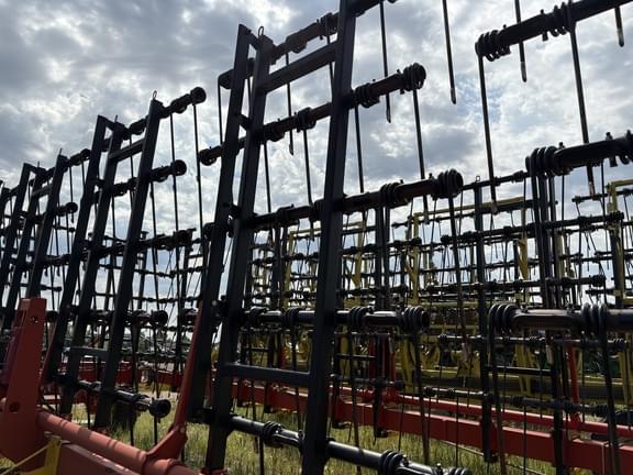 Image of Bourgault 7200 equipment image 4