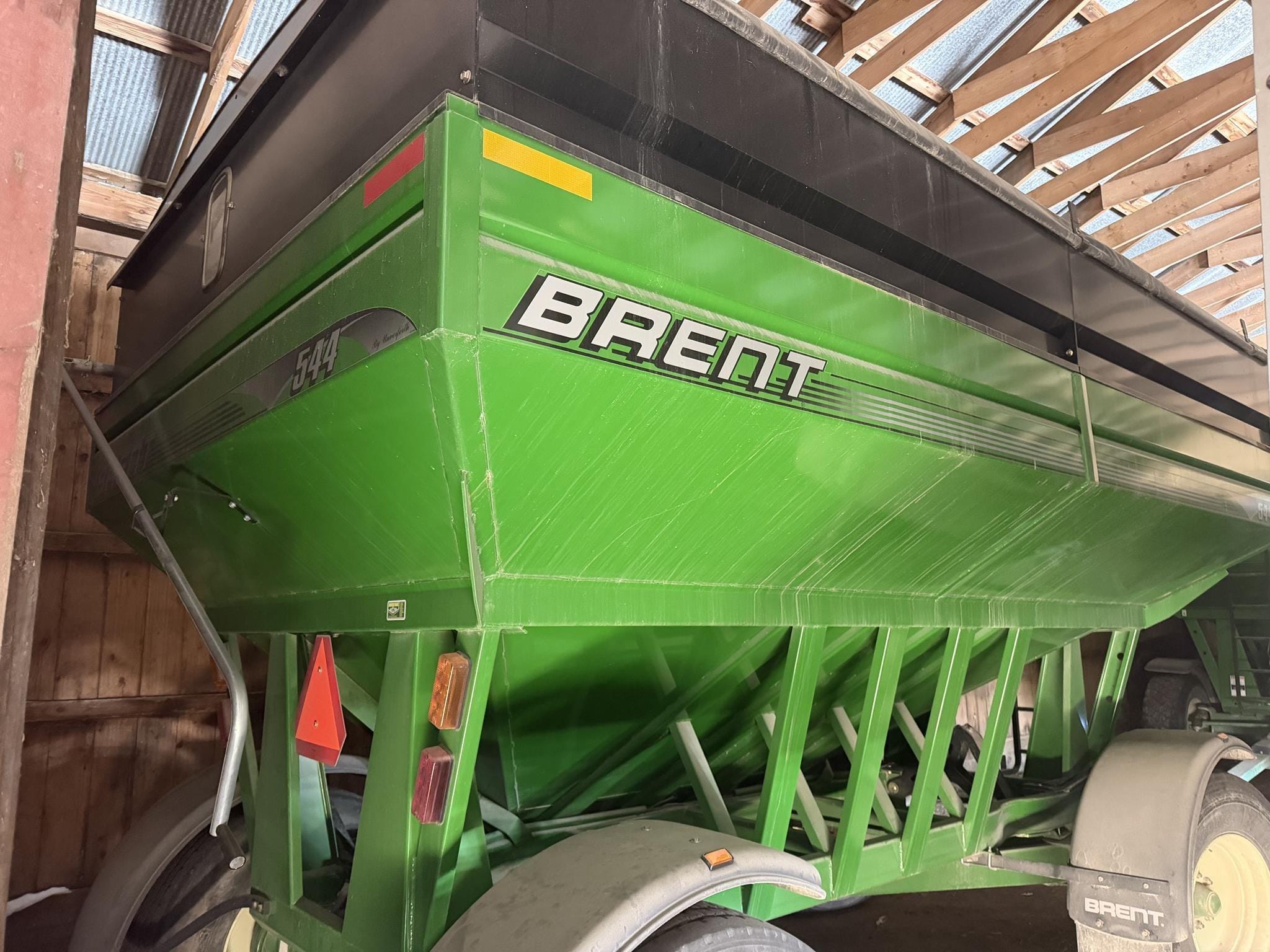 2009 Brent 544 Equipment Image0