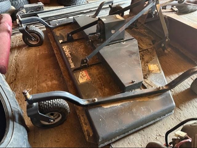 Main image Buhler Farm King Y550R