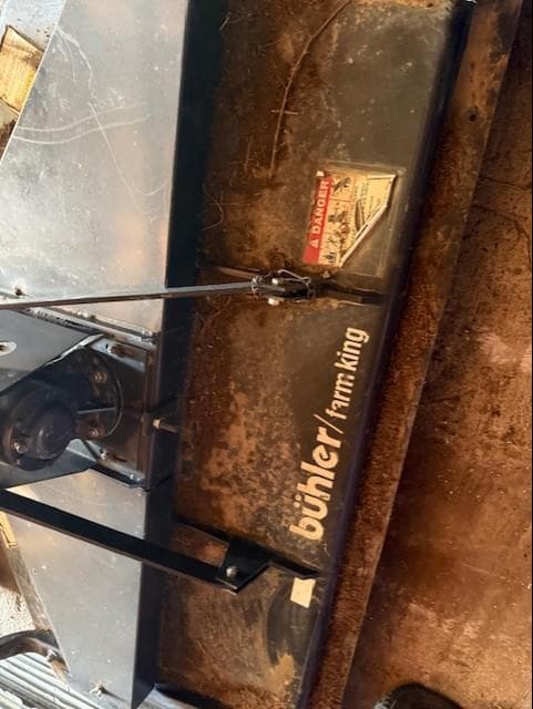 Image of Buhler Farm King Y550R equipment image 1