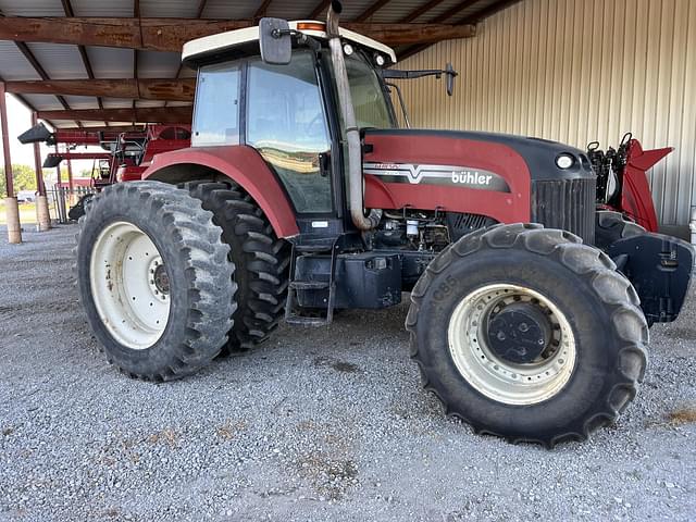 Image of Versatile 2145 equipment image 3