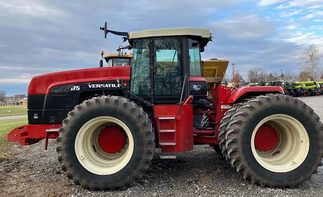 Image of Buhler Versatile 2375 equipment image 2