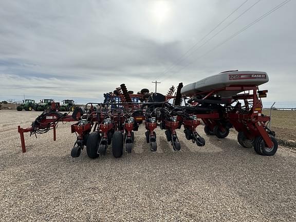 Image of Case IH 1250 equipment image 1