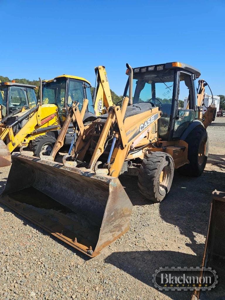 2009 Case 590SM Equipment Image0