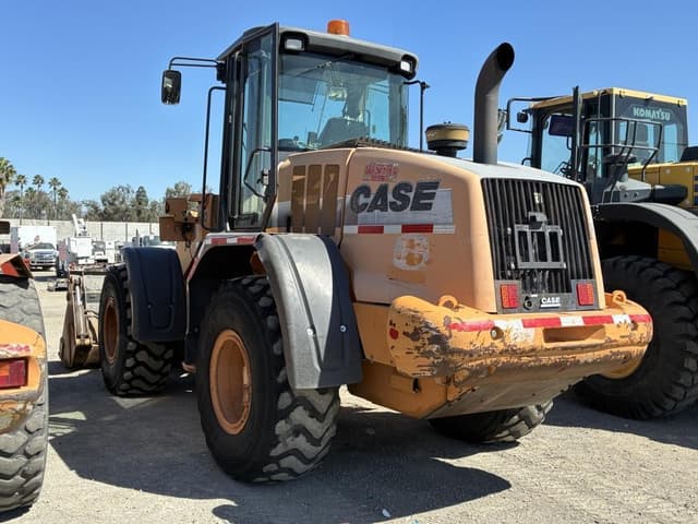 Image of Case 721E equipment image 3