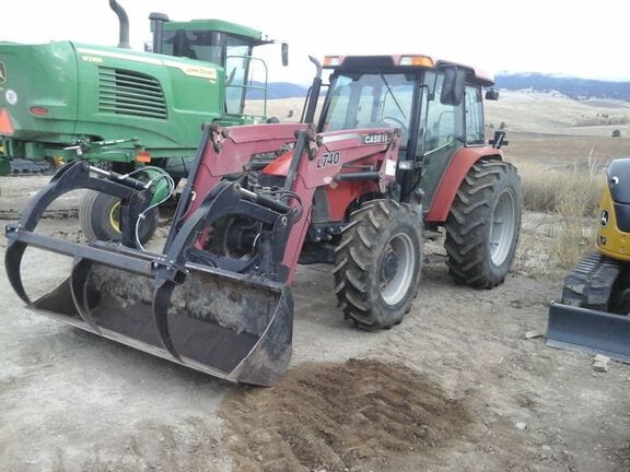 Main image Case IH Farmall 105U