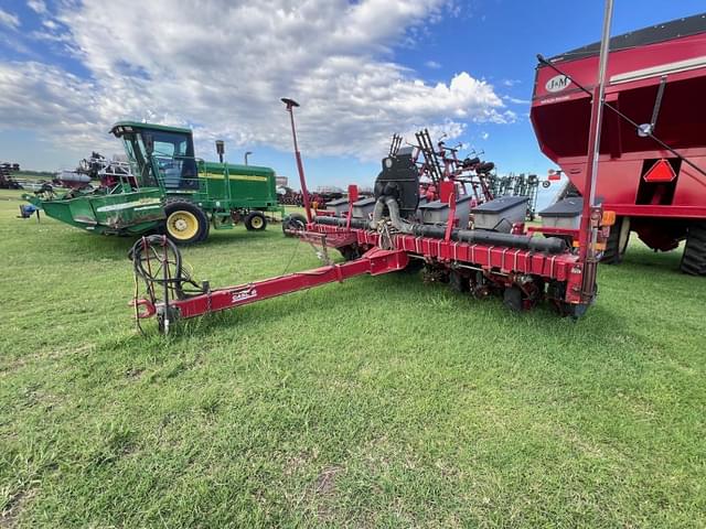 Image of Case IH 1200 equipment image 1