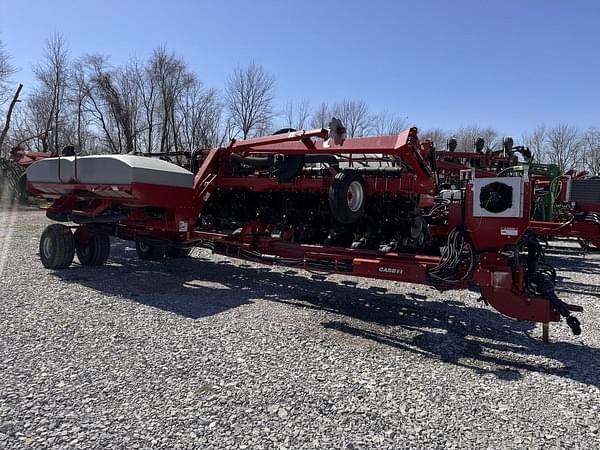 Image of Case IH 1240 Primary image