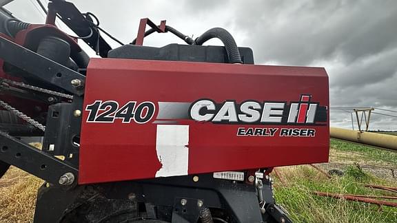 Image of Case IH 1240 equipment image 2