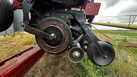 Image of Case IH 1240 equipment image 3